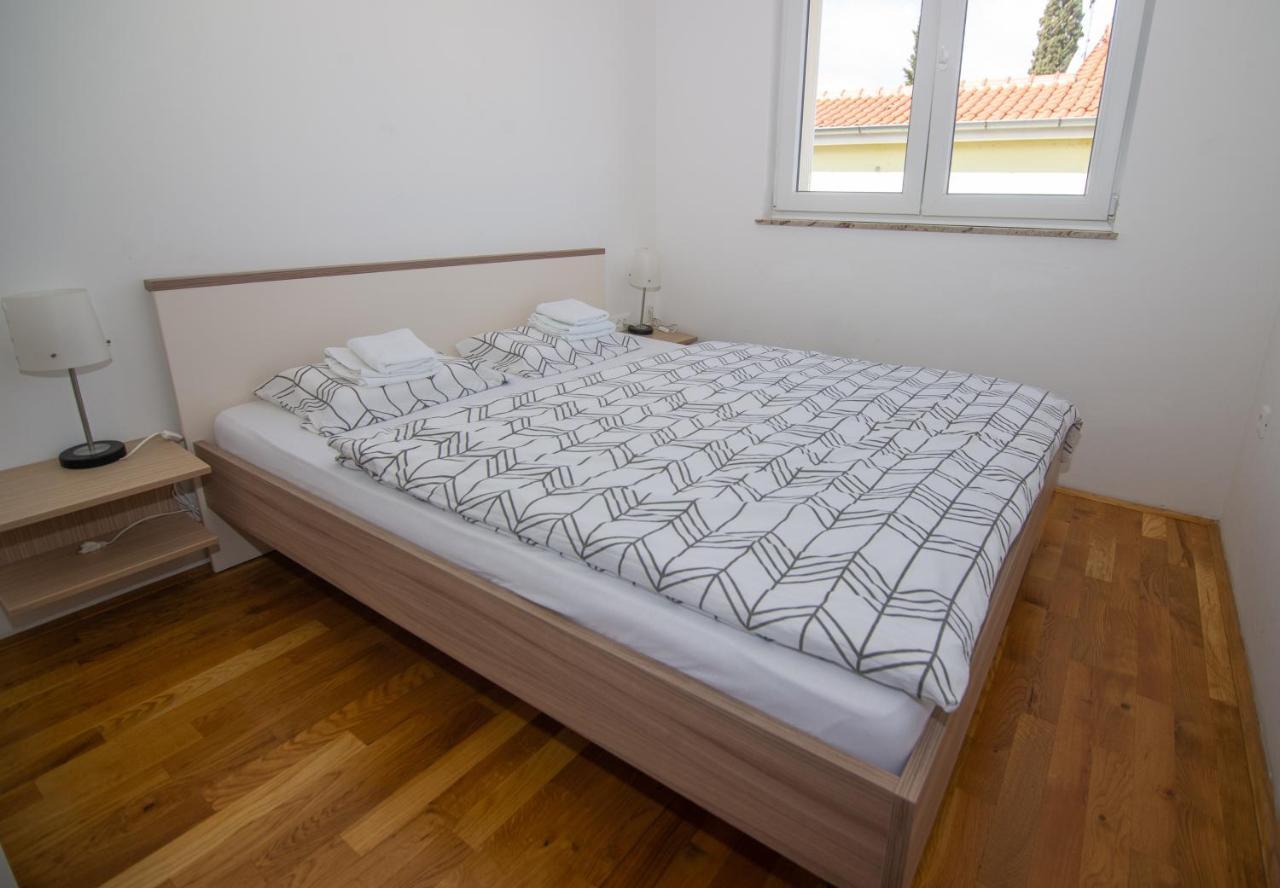 Apartment Davor Malinska Ngoại thất bức ảnh