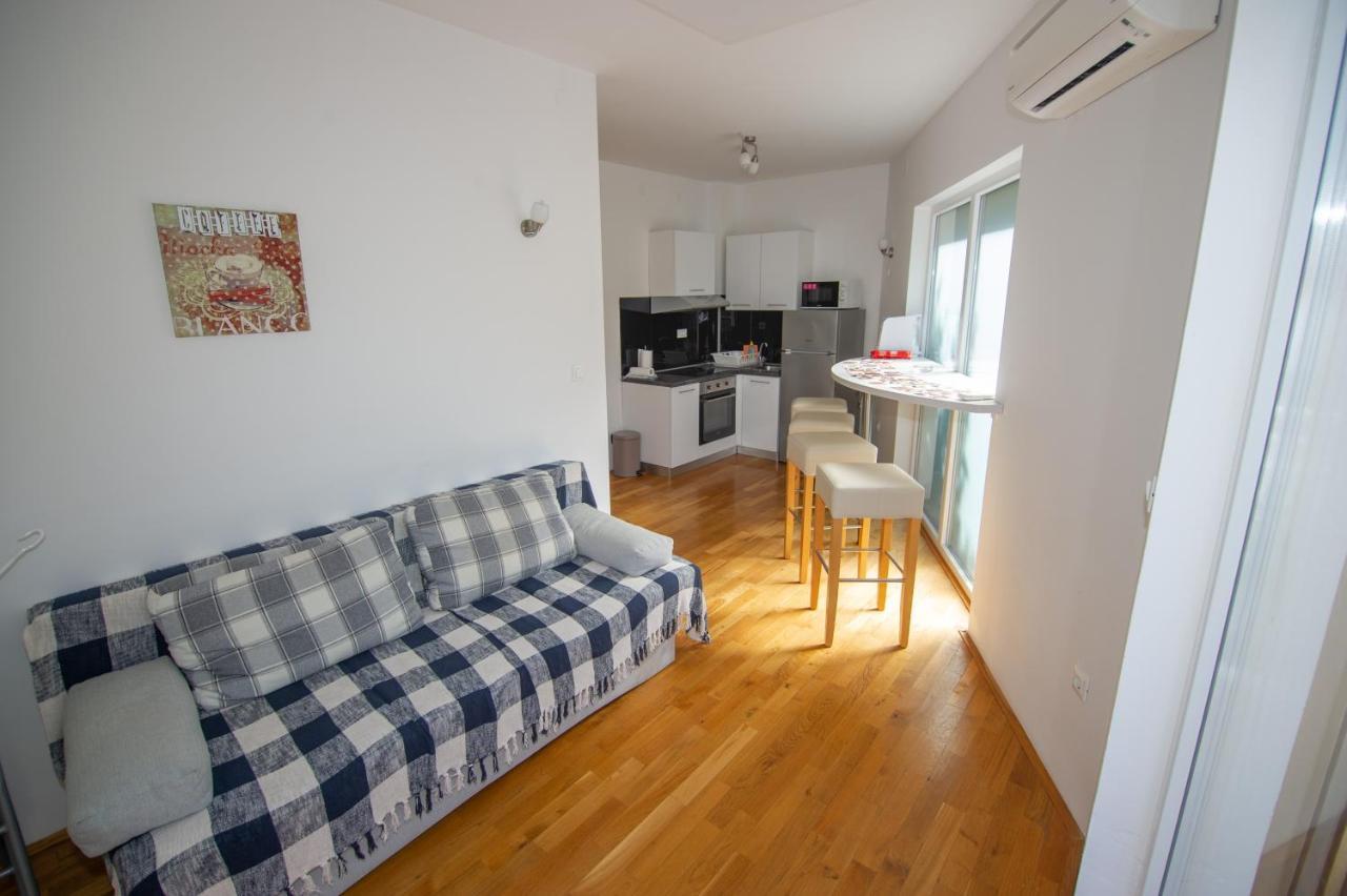 Apartment Davor Malinska Ngoại thất bức ảnh