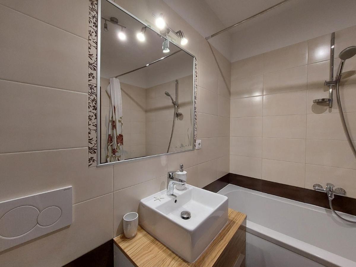 Apartment Davor Malinska Ngoại thất bức ảnh
